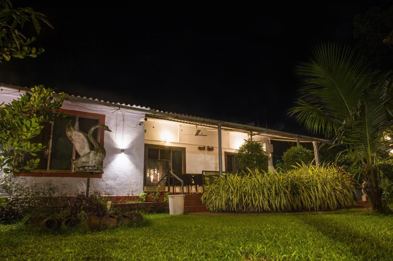 Sanidhya Beach Resort Alībāg Exterior foto