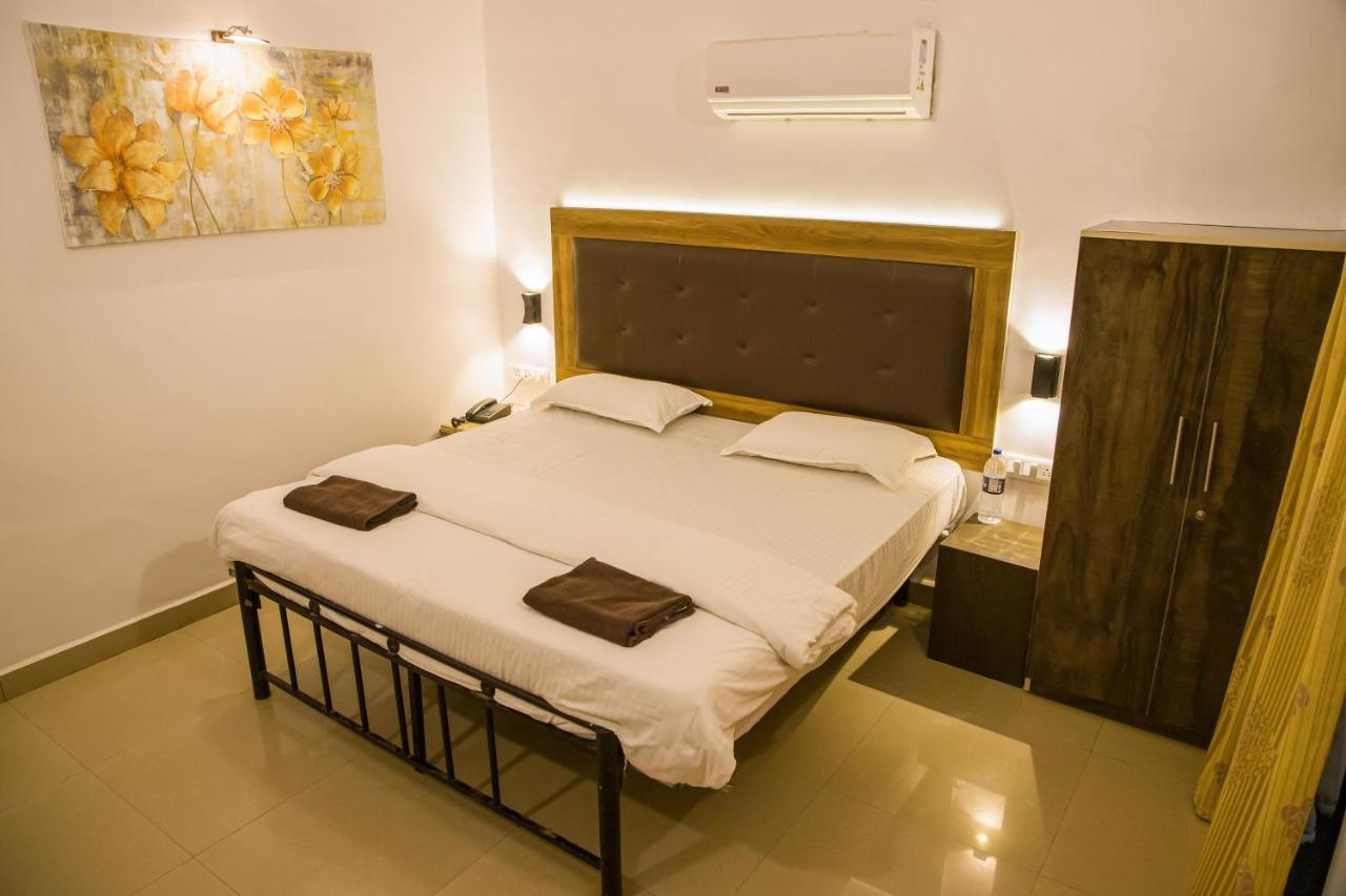 Sanidhya Beach Resort Alībāg Exterior foto